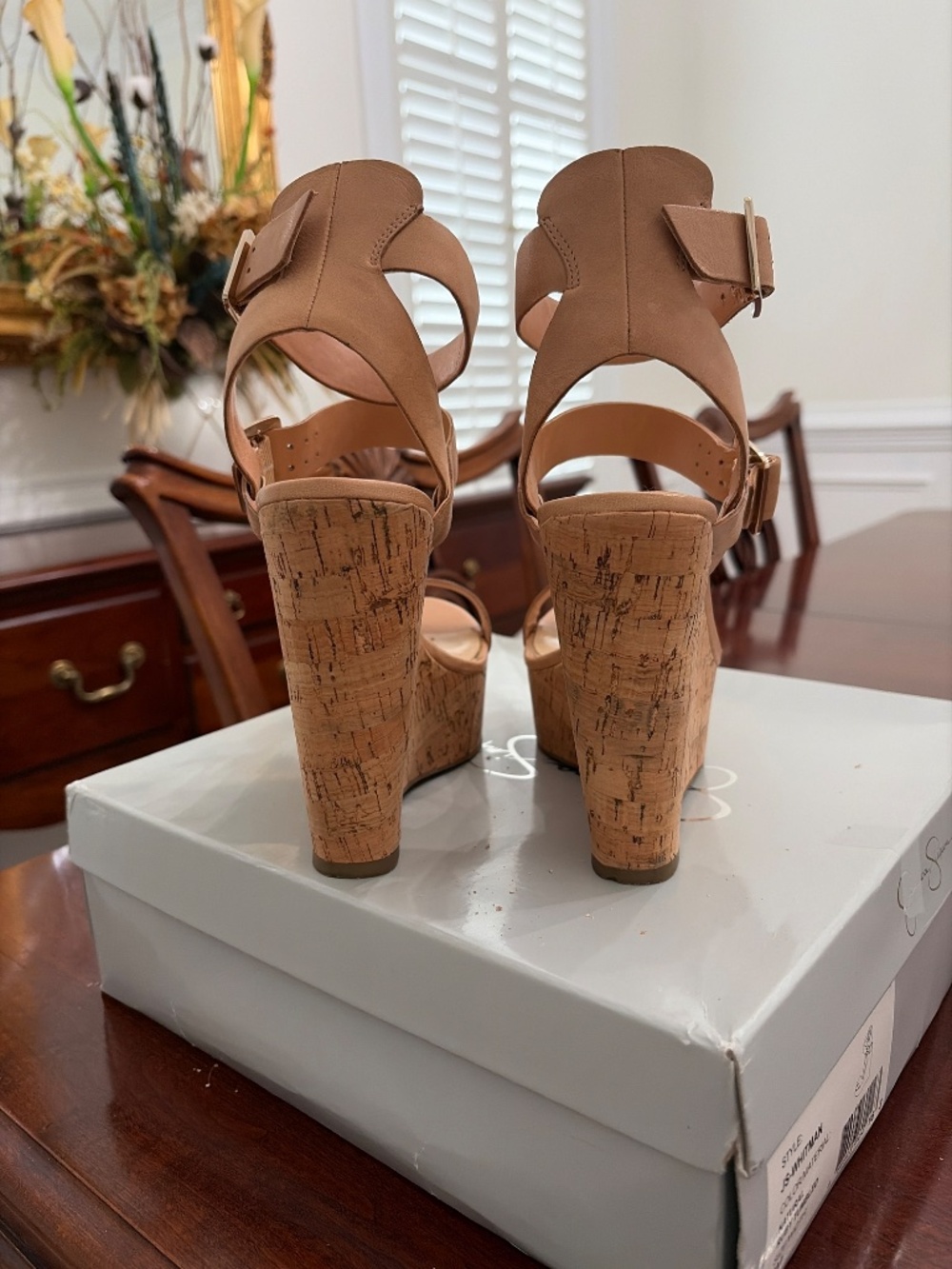 Neutral Wedge - Picture 2 of 6